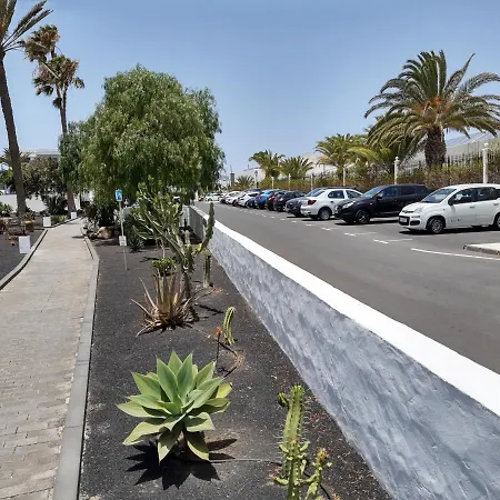 Susurro Del Mar Puerto del Carmen (Lanzarote)